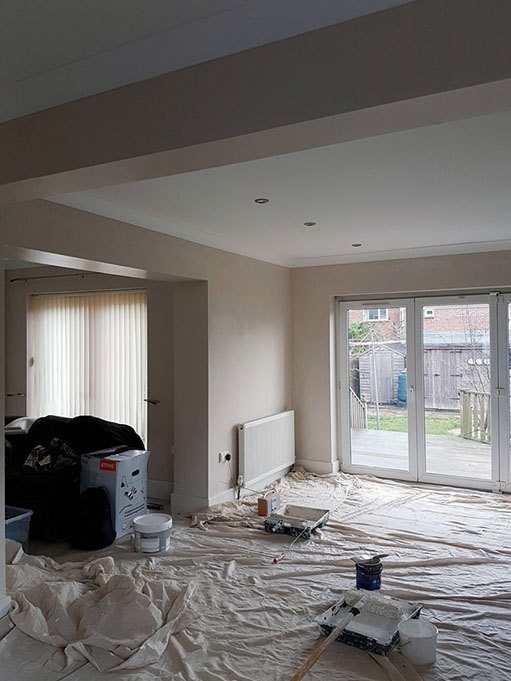 M&M Decorators, painting and decorating for contemporary properties