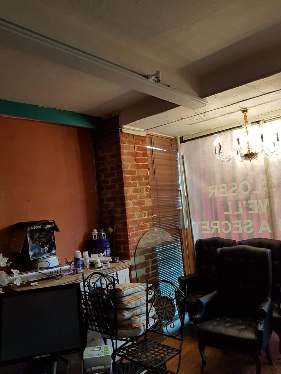 M&M Decorators, painting and decorating for contemporary properties
