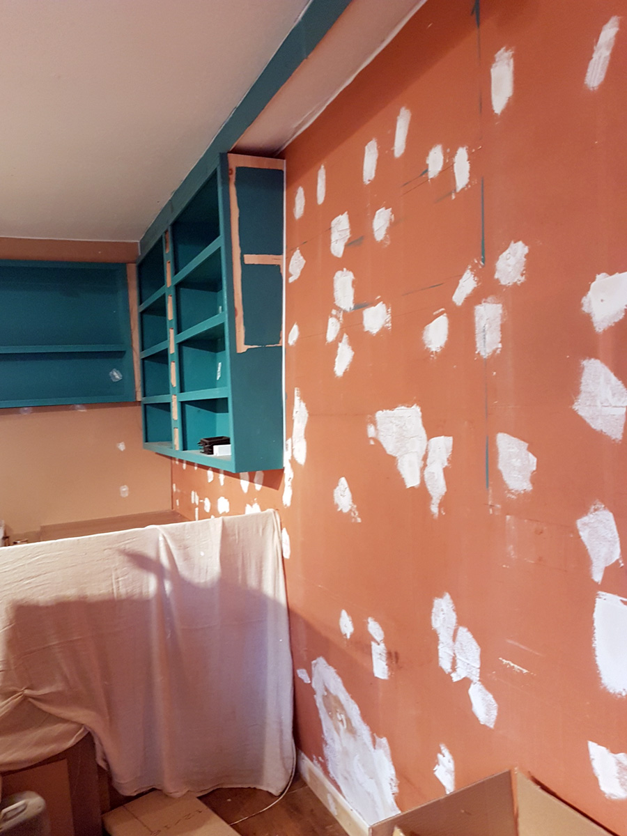 M&M Decorators, painting and decorating for contemporary properties