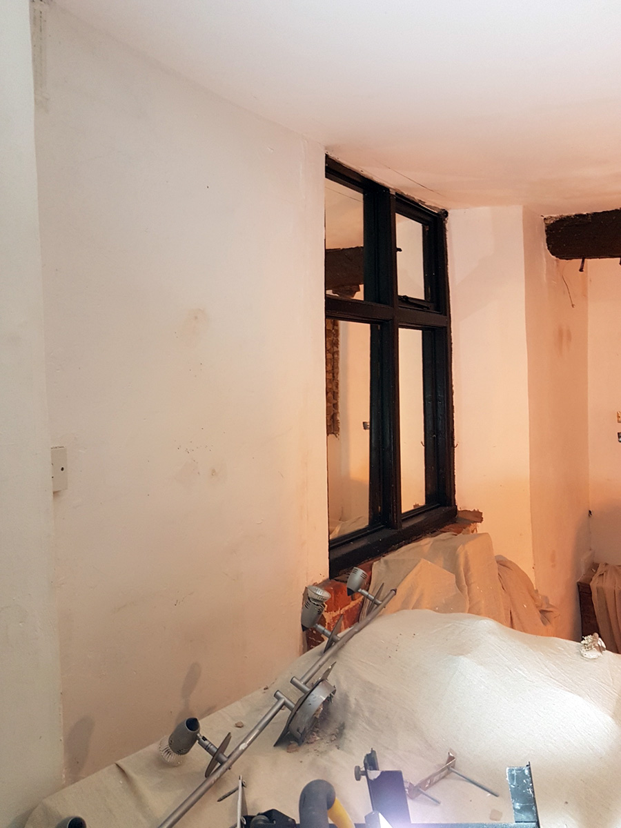 M&M Decorators, painting and decorating for contemporary properties
